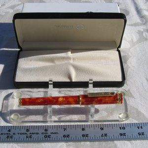 SIGNUM ORNAMENTA RED CELLULOID VERMEIL GOLD F.PEN